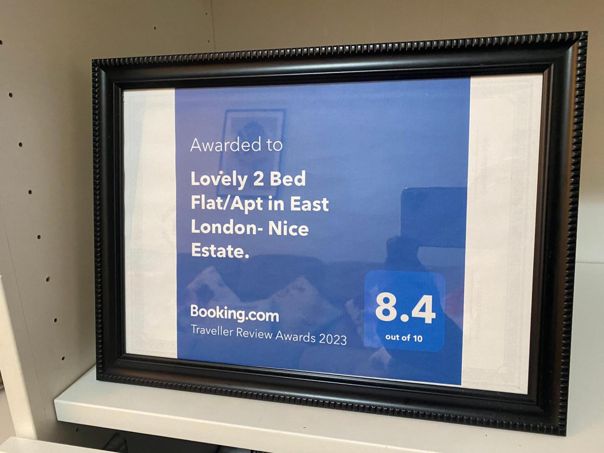Lovely 2 Bed Flat/Apt In East London- Nice Estate. ダグナム エクステリア 写真